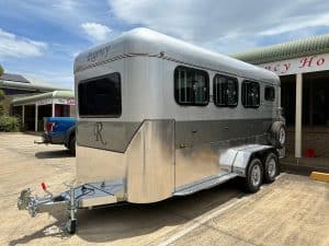 Regency Floats Square 3 HAL Standard 2025